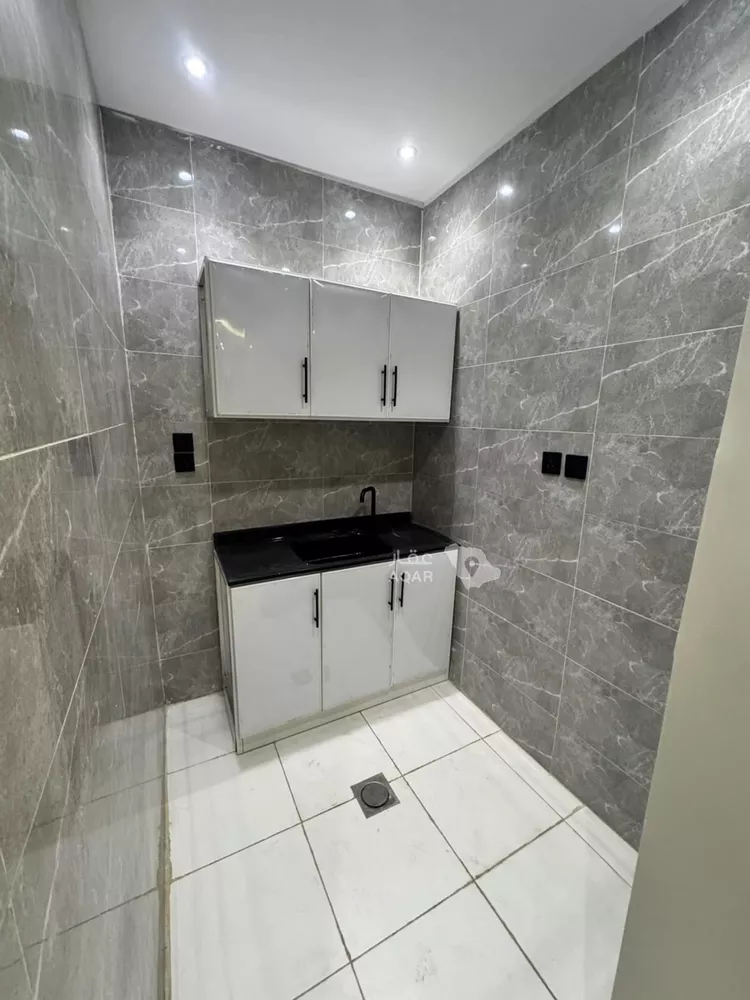 Studio for rent in Riyadh Al Yasmin 8