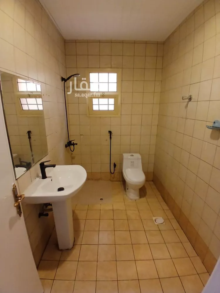 شقة للإيجار في شارع وادي المناقب, حي الشهداء, مدينة الرياض, منطقة الرياض صورة 4