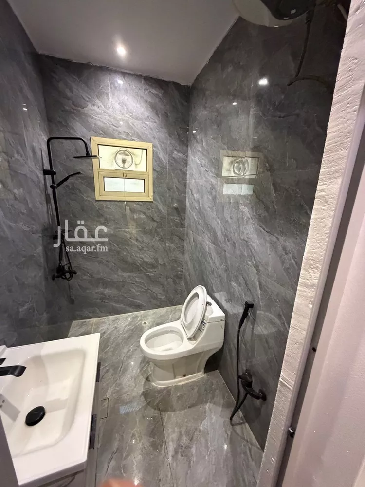 شقة للإيجار في شارع قلعة صلاح الدين, حي العقيق, مدينة الرياض, منطقة الرياض صورة 3