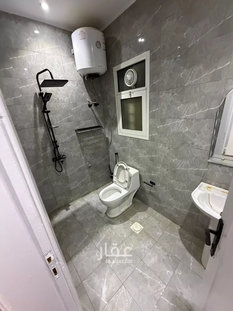 شقة للإيجار في شارع قلعة صلاح الدين, حي العقيق, مدينة الرياض, منطقة الرياض صورة 5