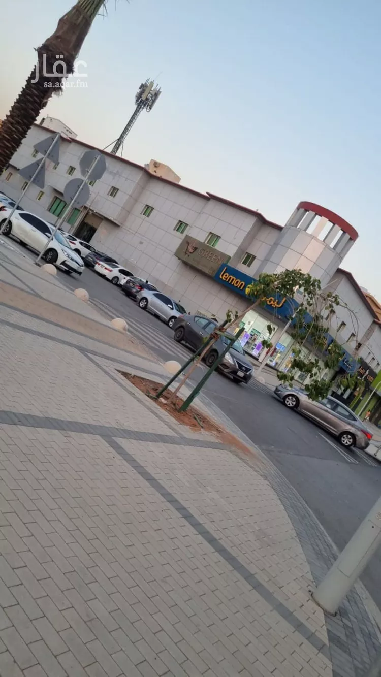 شقة للإيجار في شارع الشيخ حسن بن حسين بن علي, حي الحمراء, مدينة الرياض, منطقة الرياض