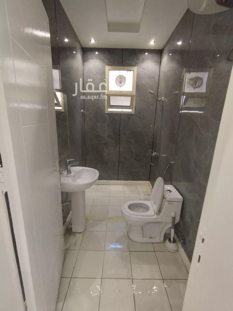 شقة للإيجار في شارع عبدالله بن شهيوين, حي الملقا, مدينة الرياض, منطقة الرياض صورة 3