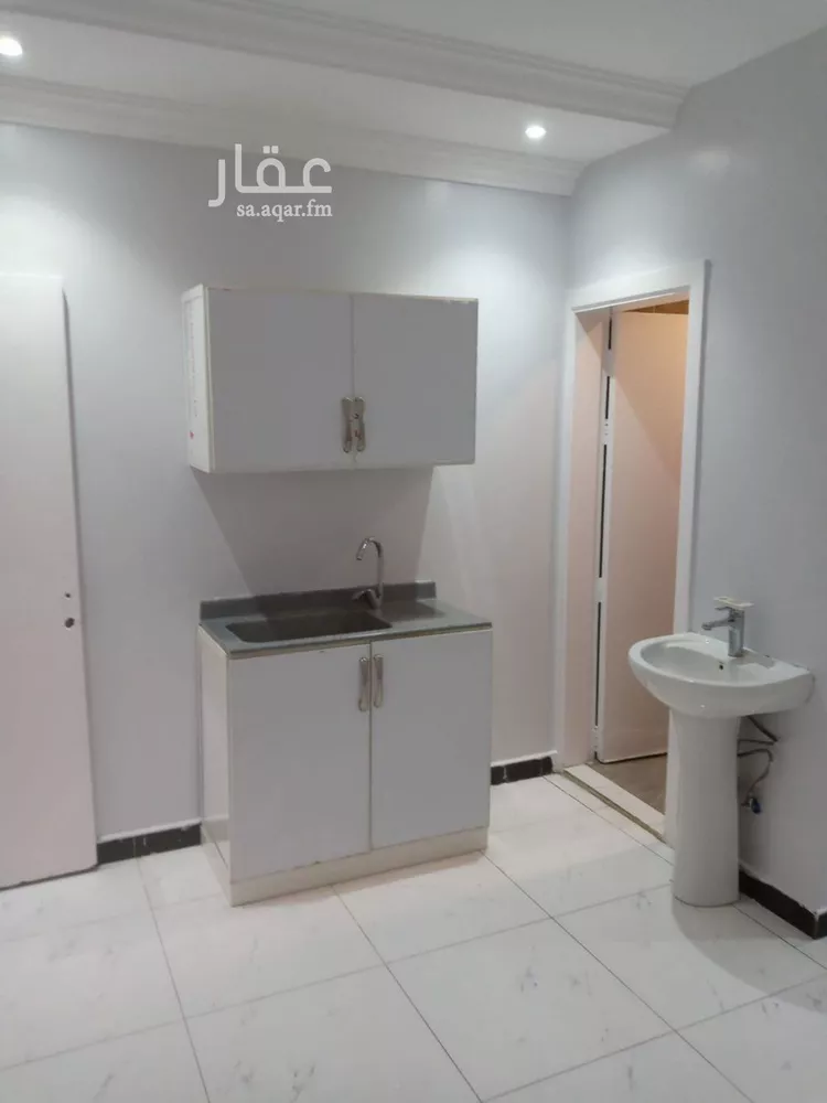 شقة للإيجار في شارع أحمد بن ميسر, حي قرطبة, مدينة الرياض, منطقة الرياض صورة 4