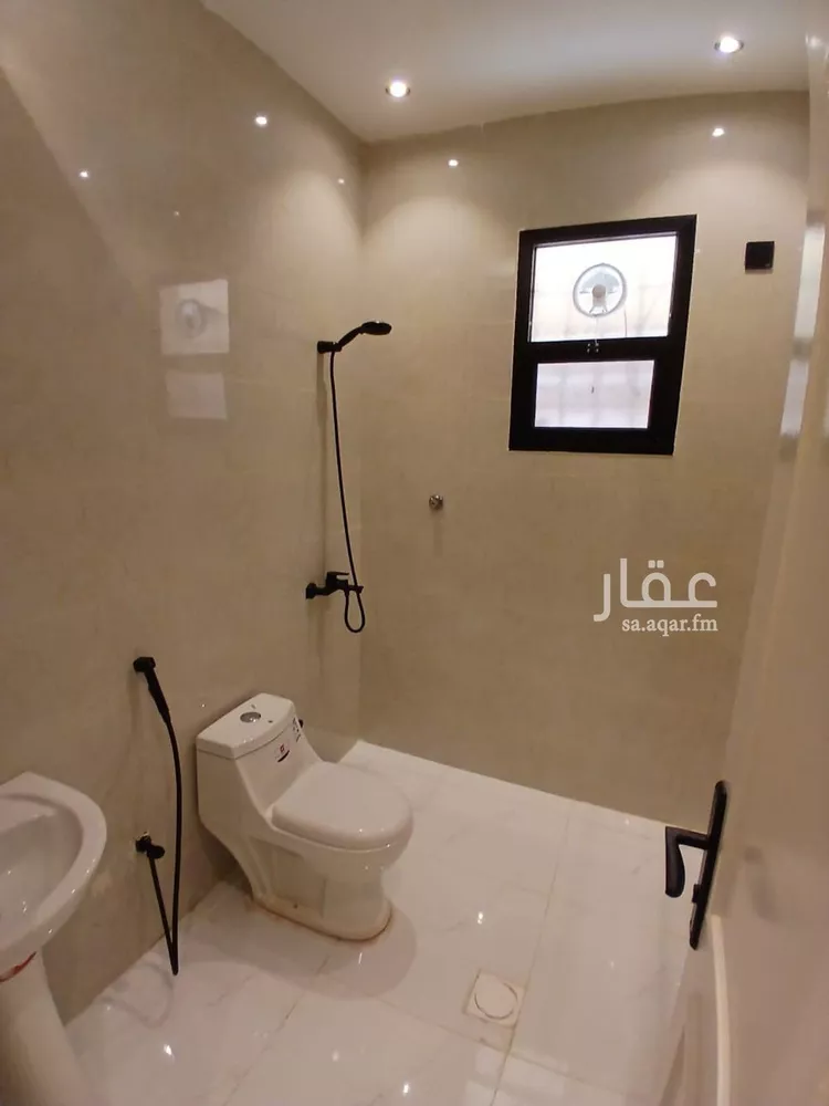 شقة للإيجار في شارع عبدالله بن شهيوين, حي الملقا, مدينة الرياض, منطقة الرياض