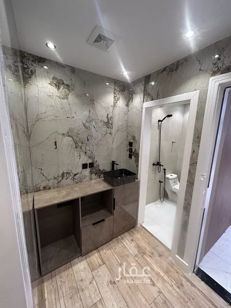 شقة للإيجار في شارع عبدالله بن شهيوين, حي الملقا, مدينة الرياض, منطقة الرياض