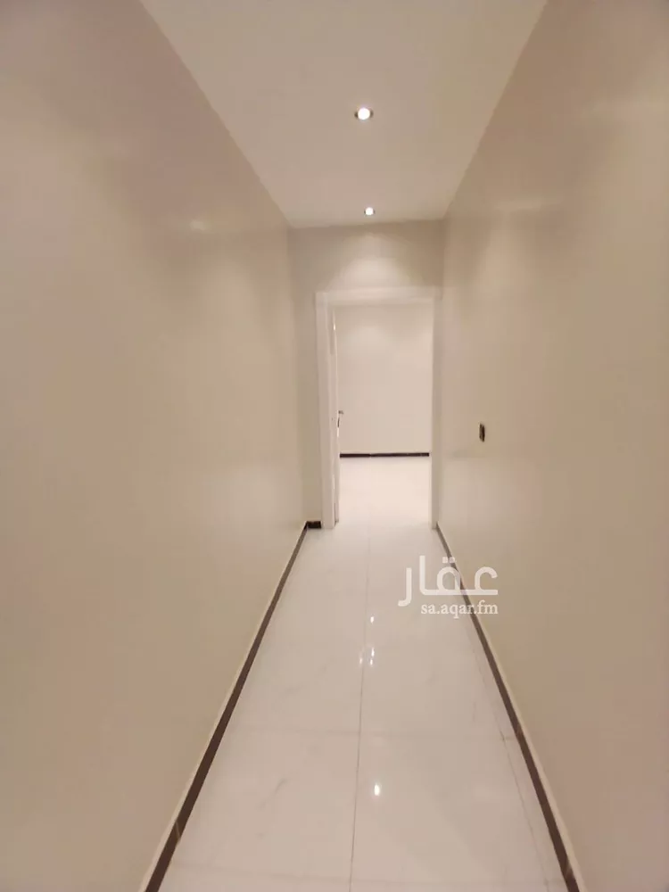 شقة للإيجار في شارع عبدالله بن شهيوين, حي الملقا, مدينة الرياض, منطقة الرياض صورة 3