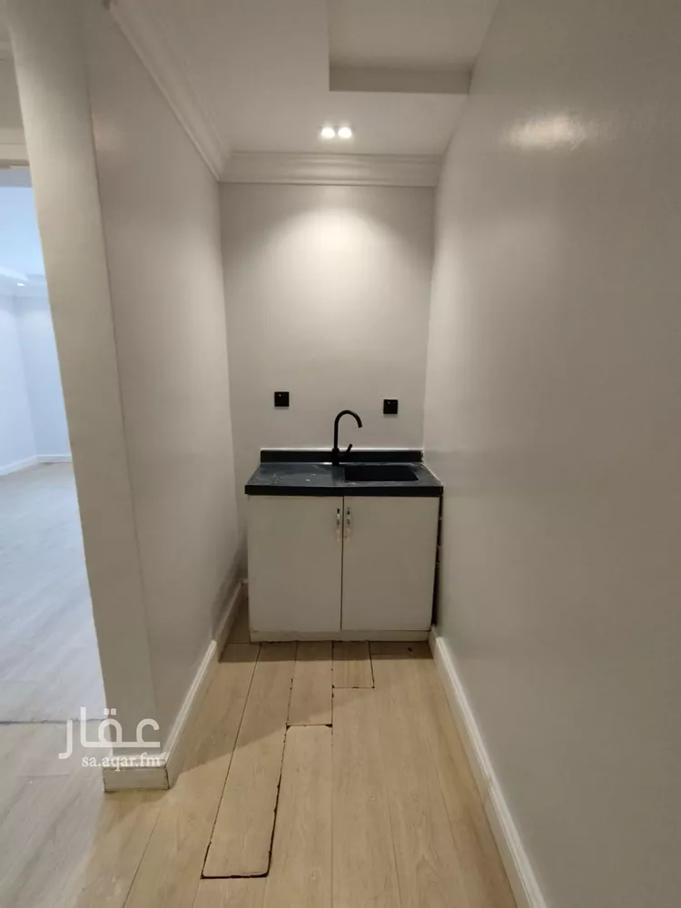 شقة للإيجار في شارع السعادات, حي الملقا, مدينة الرياض, منطقة الرياض صورة 3