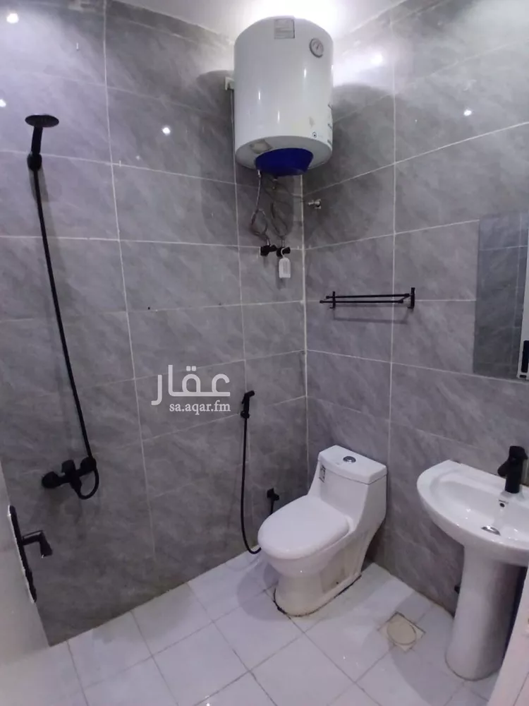 شقة للإيجار في شارع الأمير عبدالله بن سعود بن عبدالله صنيت, حي الصحافة, مدينة الرياض, منطقة الرياض صورة 3
