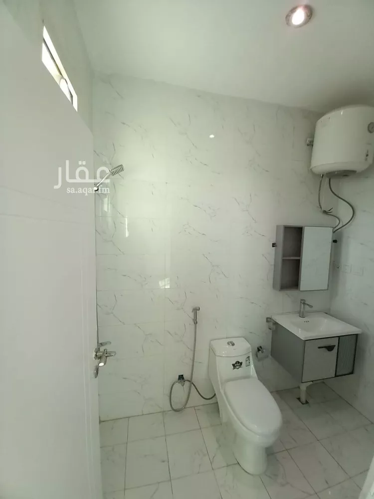 شقة للإيجار في شارع الأمير عبدالله بن سعود بن عبدالله صنيت, حي الصحافة, مدينة الرياض, منطقة الرياض صورة 2