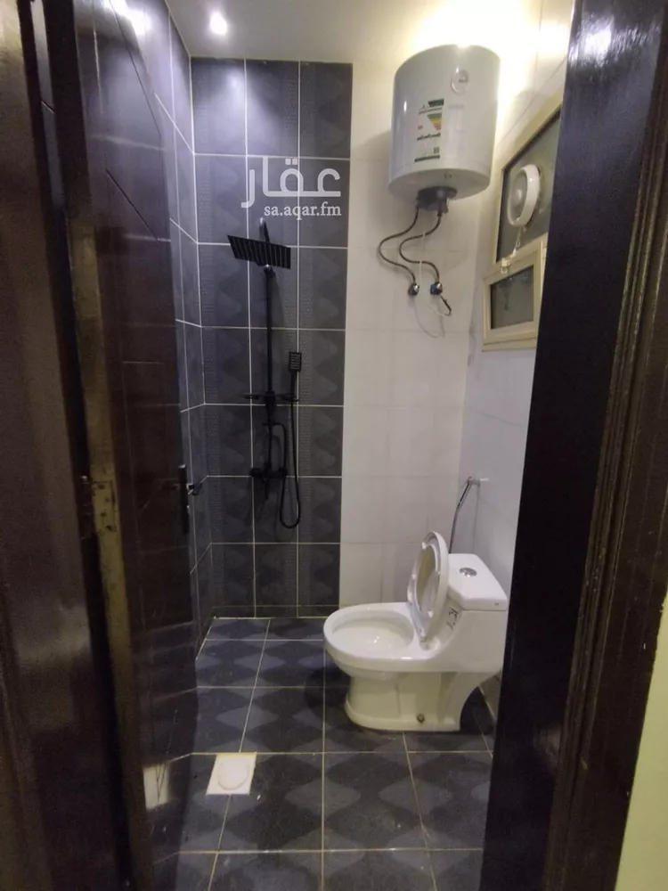 شقة للإيجار في شارع عبدالله بن شهيوين, حي الملقا, مدينة الرياض, منطقة الرياض صورة 2