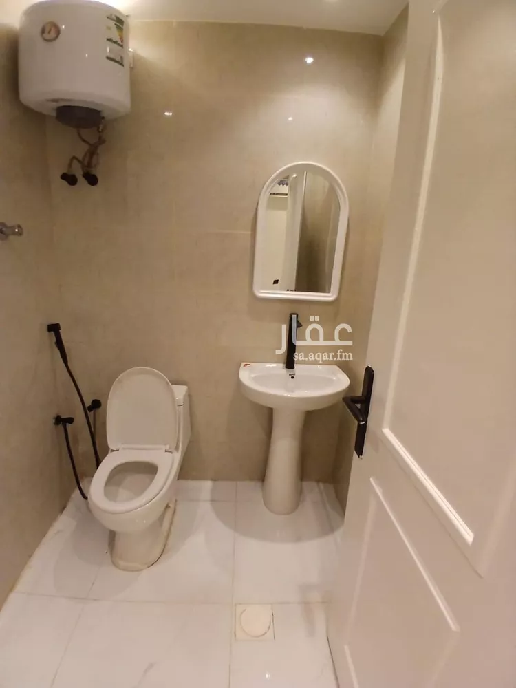 شقة للإيجار في شارع قلعة صلاح الدين, حي العقيق, مدينة الرياض, منطقة الرياض صورة 4