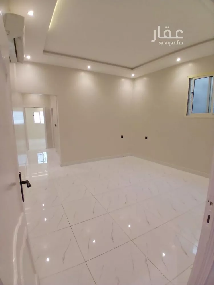 شقة للإيجار في شارع الشيخ حسن بن حسين بن علي, حي إشبيلية, مدينة الرياض, منطقة الرياض صورة 2