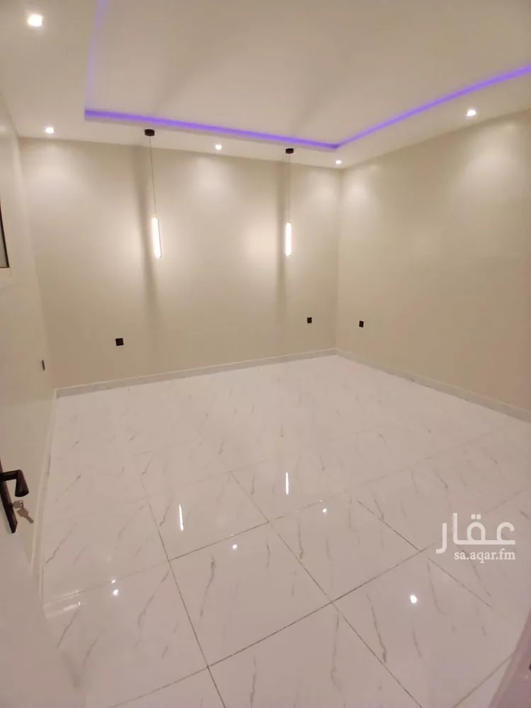 شقة للإيجار في شارع الشيخ حسن بن حسين بن علي, حي إشبيلية, مدينة الرياض, منطقة الرياض صورة 3