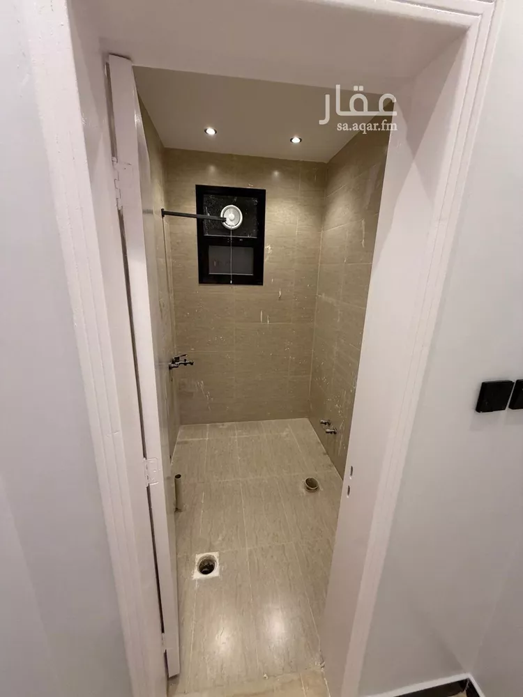 شقة للإيجار في شارع عبدالله بن شهيوين, حي الملقا, مدينة الرياض, منطقة الرياض صورة 4