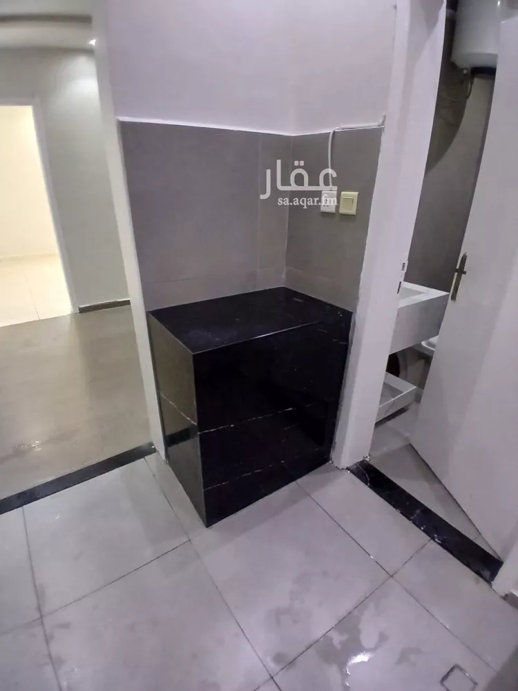 شقة للإيجار في شارع الشهارين, حي اليرموك, مدينة الرياض, منطقة الرياض صورة 3