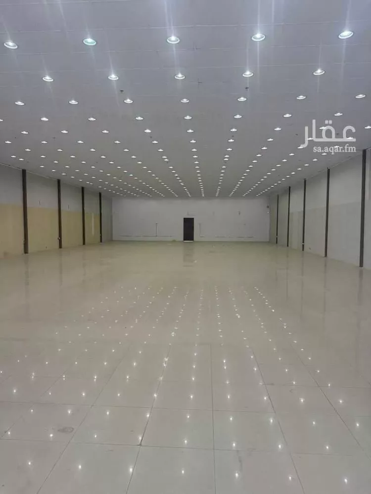 محل للإيجار في طريق علي بن أبي طالب ، حي البلدية ، حفر الباطن ، حفر الباطن صورة 2