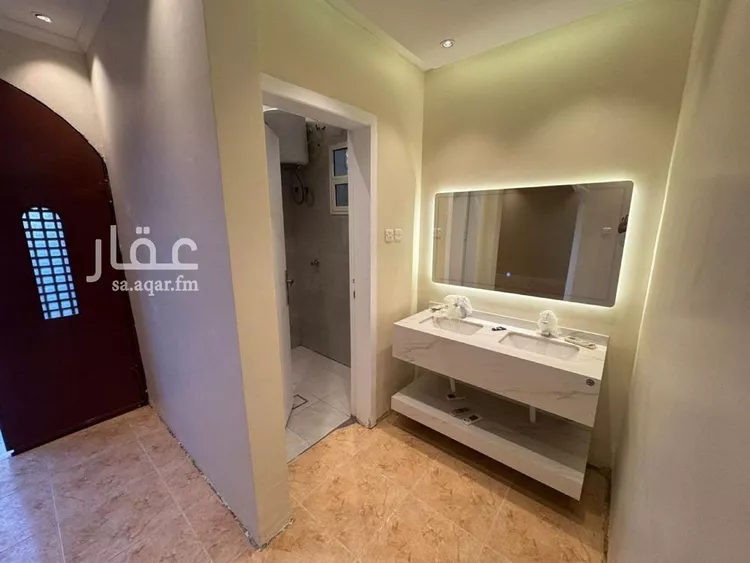 فيلا للبيع في شارع الطوال, حي إشبيلية, مدينة الرياض, منطقة الرياض 11