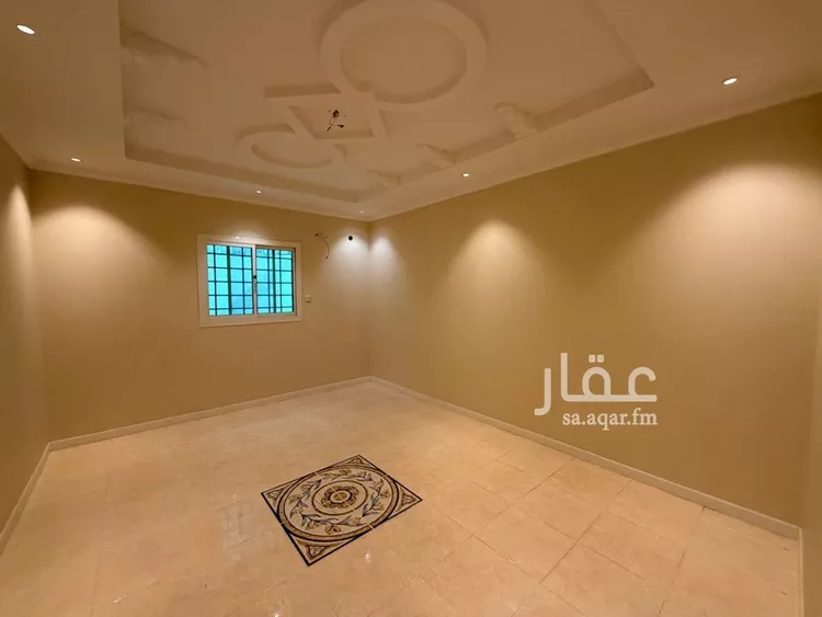 فيلا للبيع في شارع الطوال, حي إشبيلية, مدينة الرياض, منطقة الرياض صورة 2