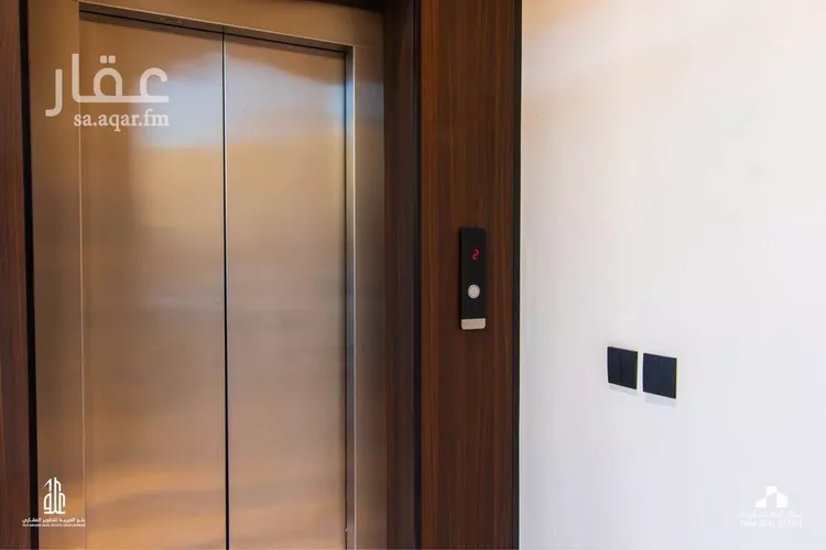 Floor for Sale in Riyadh Umm Al Hamam Al Gharbi 17