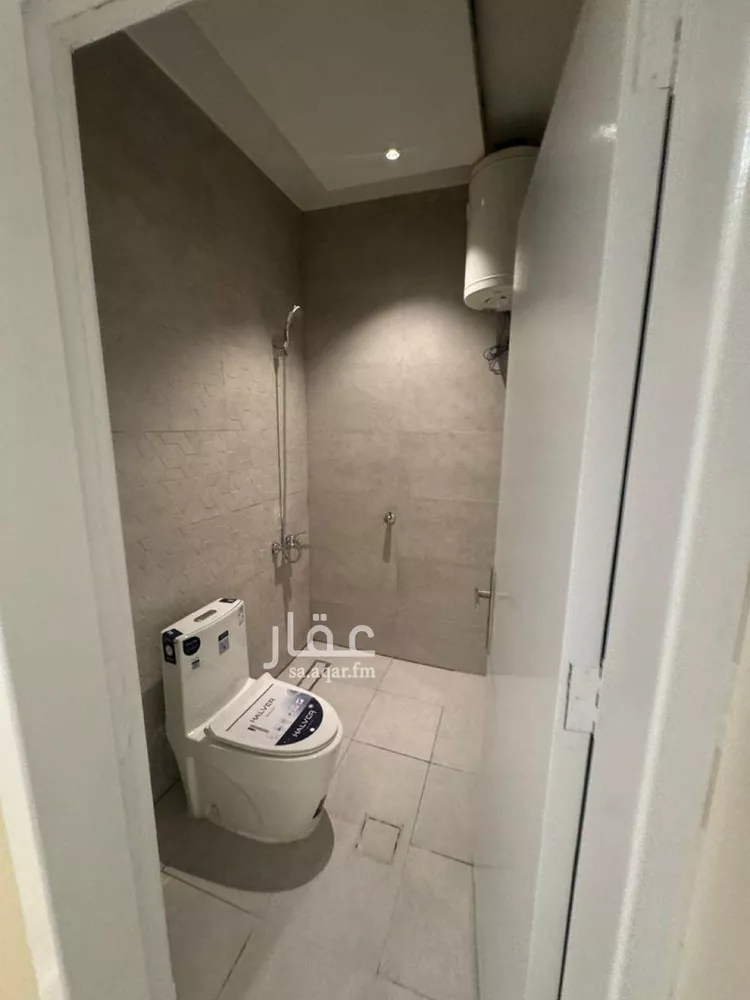 فيلا للبيع في شارع الطوال, حي إشبيلية, مدينة الرياض, منطقة الرياض 12