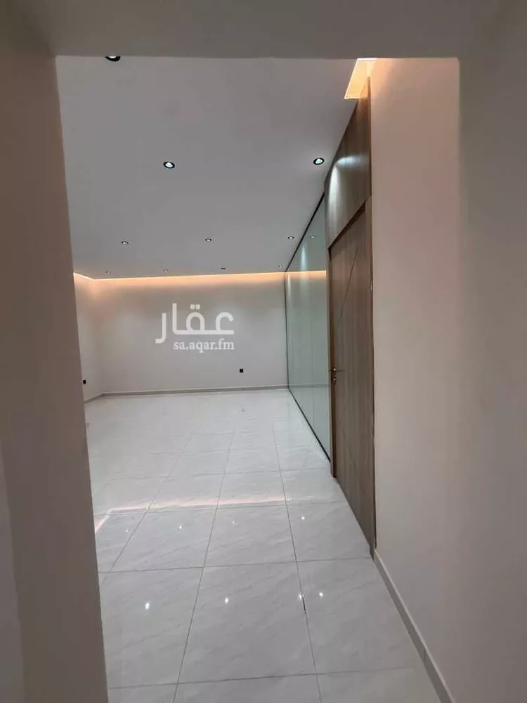 فيلا للبيع في شارع عبدالله ابن سليمان النجدي, حي عين الخيف, مدينة المدينة المنورة, منطقة المدينة المنورة 8
