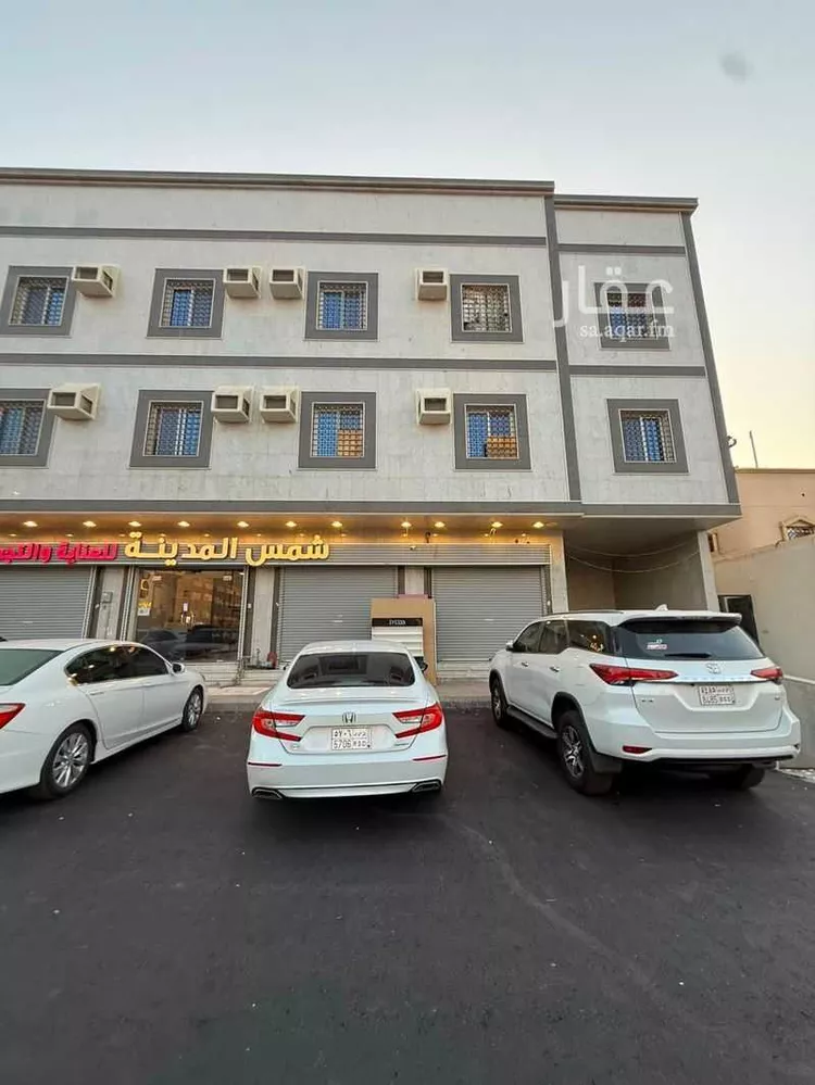 محل للإيجار في شارع عاصم بن قيس, حي المبعوث, مدينة المدينة المنورة, منطقة المدينة المنورة صورة 2