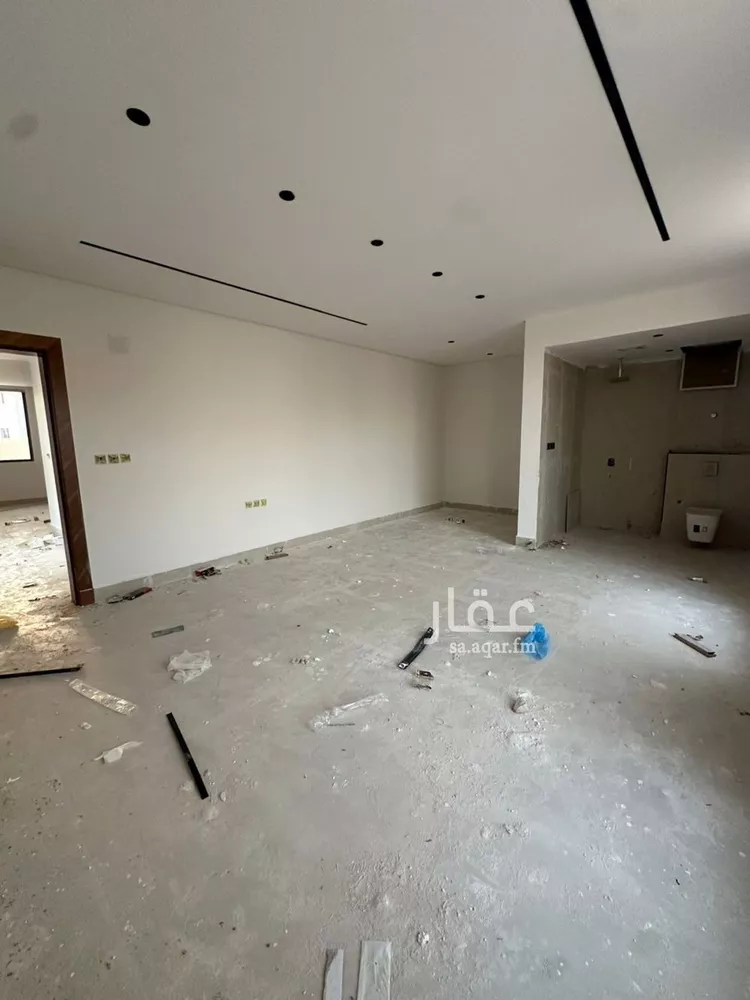 فيلا للبيع في شارع أحمد بن الحسن الأنصاري, حي المهدية, مدينة الرياض, منطقة الرياض صورة 4