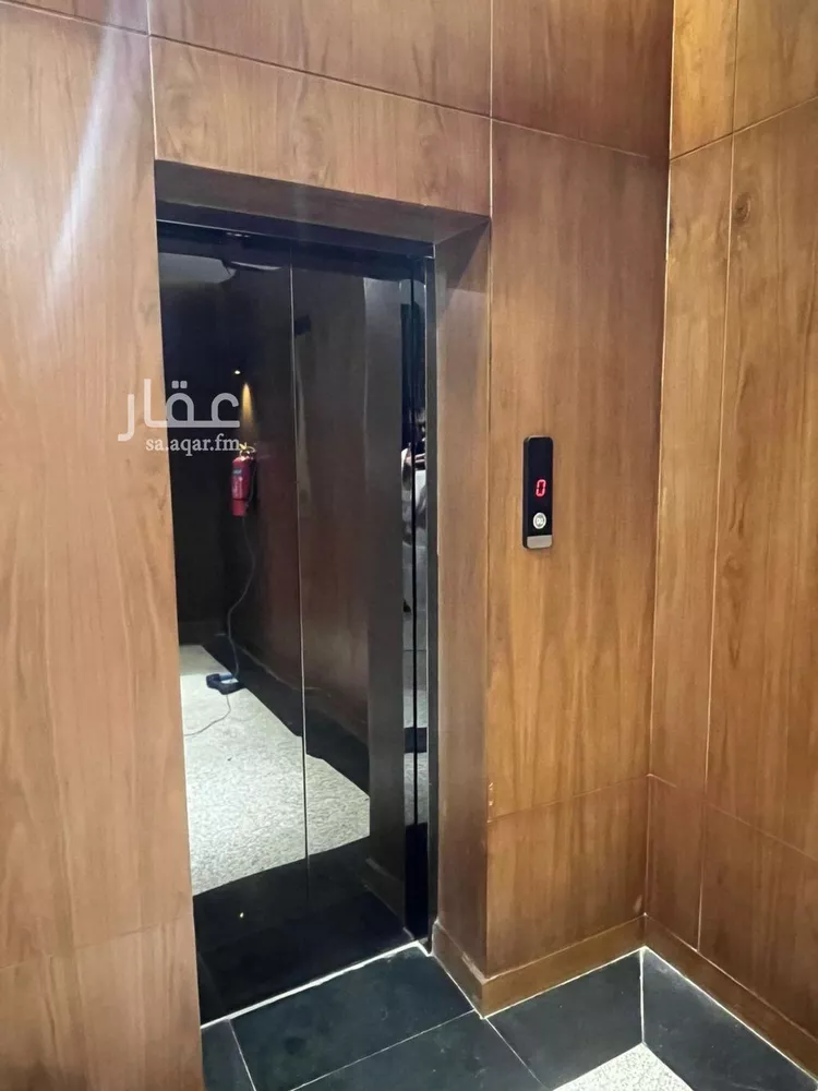 شقة للبيع في شارع ابن المهاجر, حي المهدية, مدينة الرياض, منطقة الرياض صورة 2
