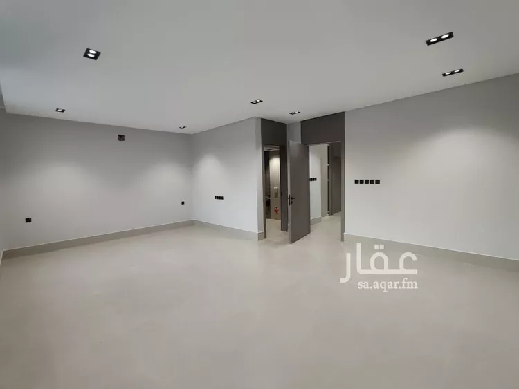 فيلا للبيع في شارع محمد السنوسي, حي العريجاء الغربي, مدينة الرياض, منطقة الرياض صورة 5