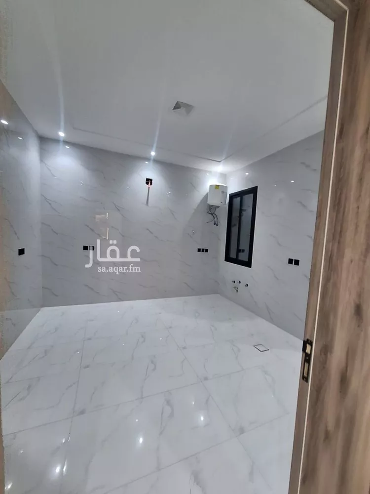 دور للبيع في شارع ابن القرطبي, حي العريجاء الغربي, مدينة الرياض, منطقة الرياض 11