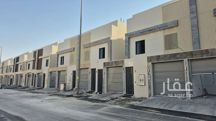 فيلا للبيع في شارع حسين الأبريقي, حي عكاظ, مدينة الرياض, منطقة الرياض صورة 5