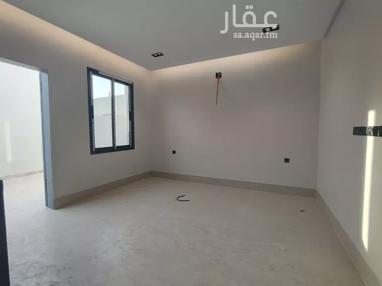 فيلا للبيع في شارع حسين الأبريقي, حي عكاظ, مدينة الرياض, منطقة الرياض صورة 2
