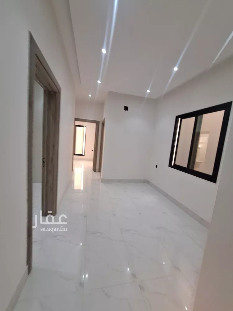 فيلا للبيع في شارع عيون الجواء, حي العريجاء الأوسط, مدينة الرياض, منطقة الرياض 10