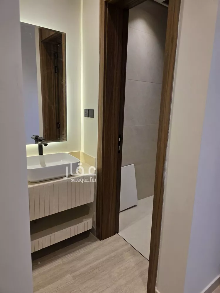 شقة للبيع في شارع عبدالجليل الأوسي, حي ظهرة البديعة, مدينة الرياض, منطقة الرياض 7