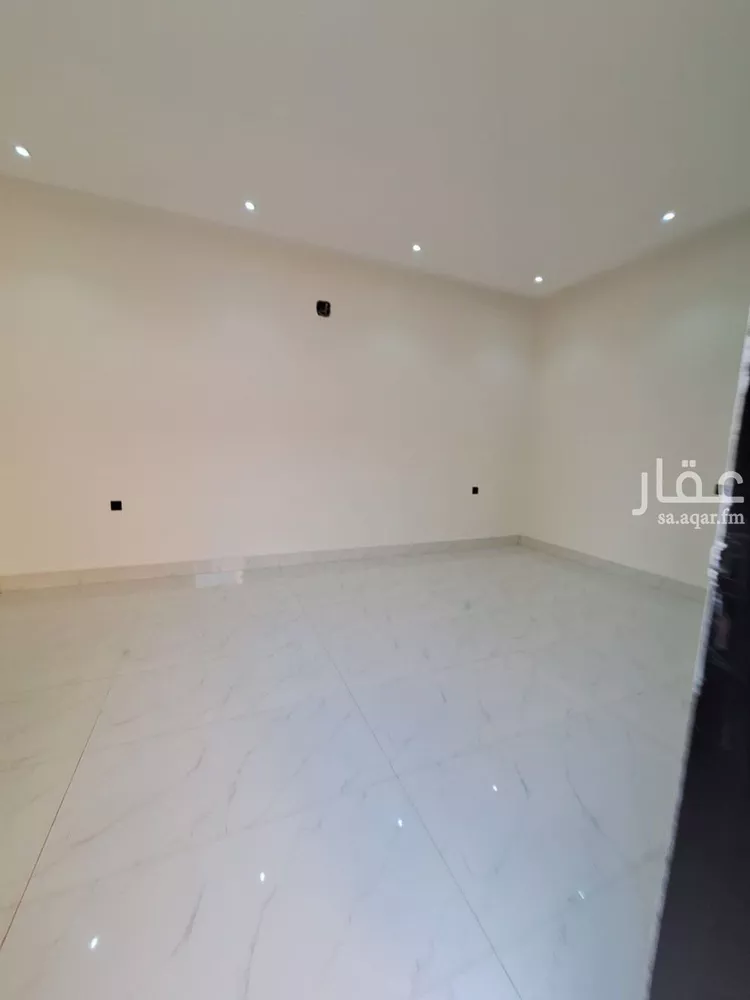 دور للبيع في شارع ابن القرطبي, حي العريجاء الغربي, مدينة الرياض, منطقة الرياض 6