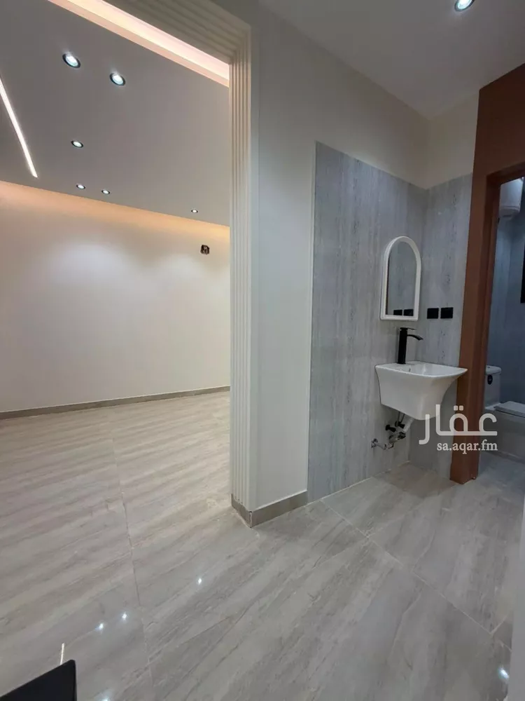 Villa for Sale in Riyadh Al Uraija Al Gharbiyah 17
