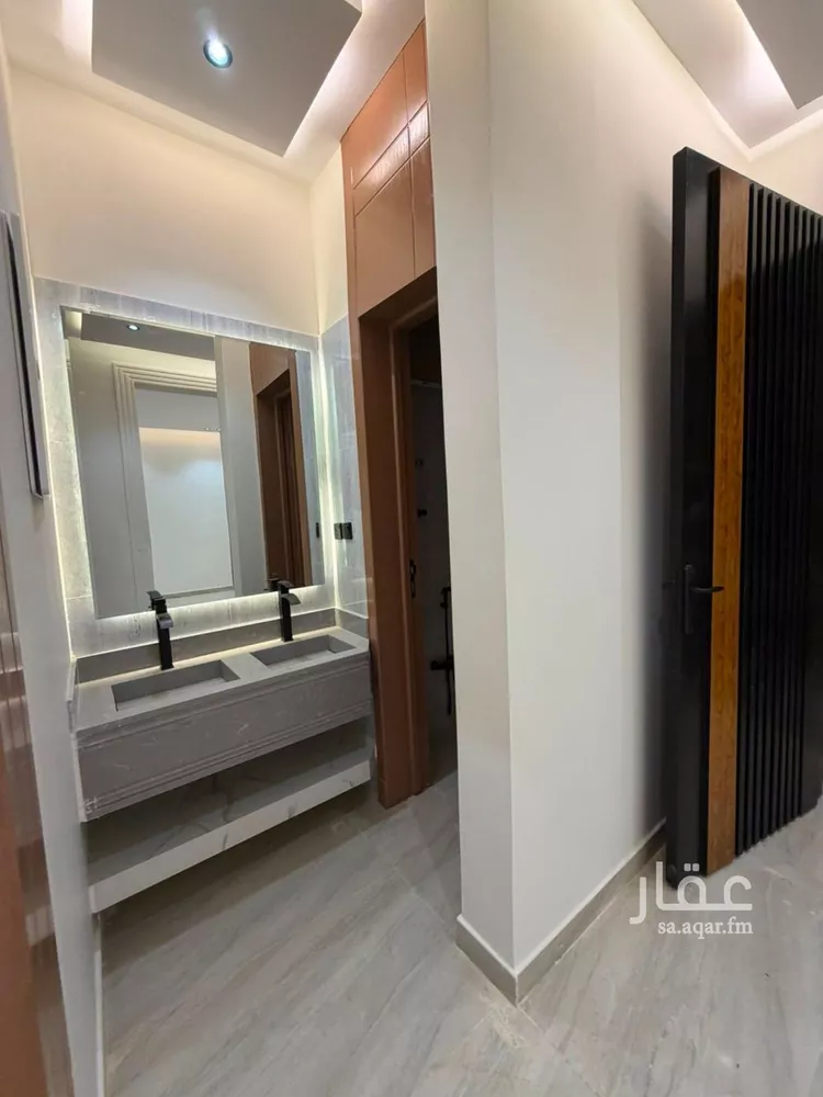 Villa for Sale in Riyadh Al Uraija Al Gharbiyah 7