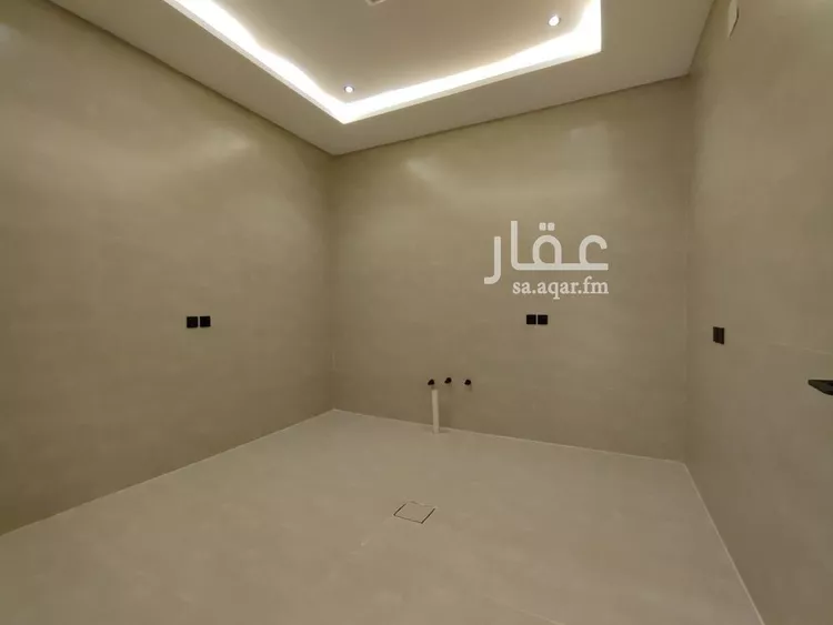 فيلا للبيع في شارع حسين الأبريقي, حي عكاظ, مدينة الرياض, منطقة الرياض صورة 5
