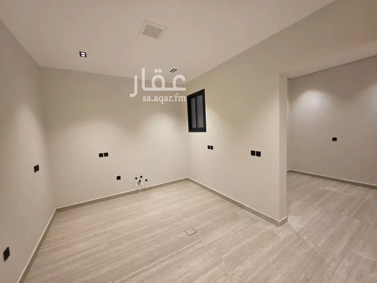 دور للبيع في شارع عبدالجليل الأوسي, حي ظهرة البديعة, مدينة الرياض, منطقة الرياض 15