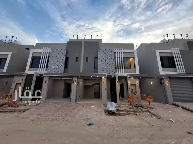 فيلا للبيع في شارع حصين بن حدير, حي بدر, مدينة الرياض, منطقة الرياض