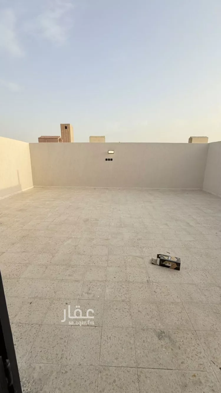 فيلا للبيع في شارع أبي كبير, حي العريجاء الغربي, مدينة الرياض, منطقة الرياض صورة 5