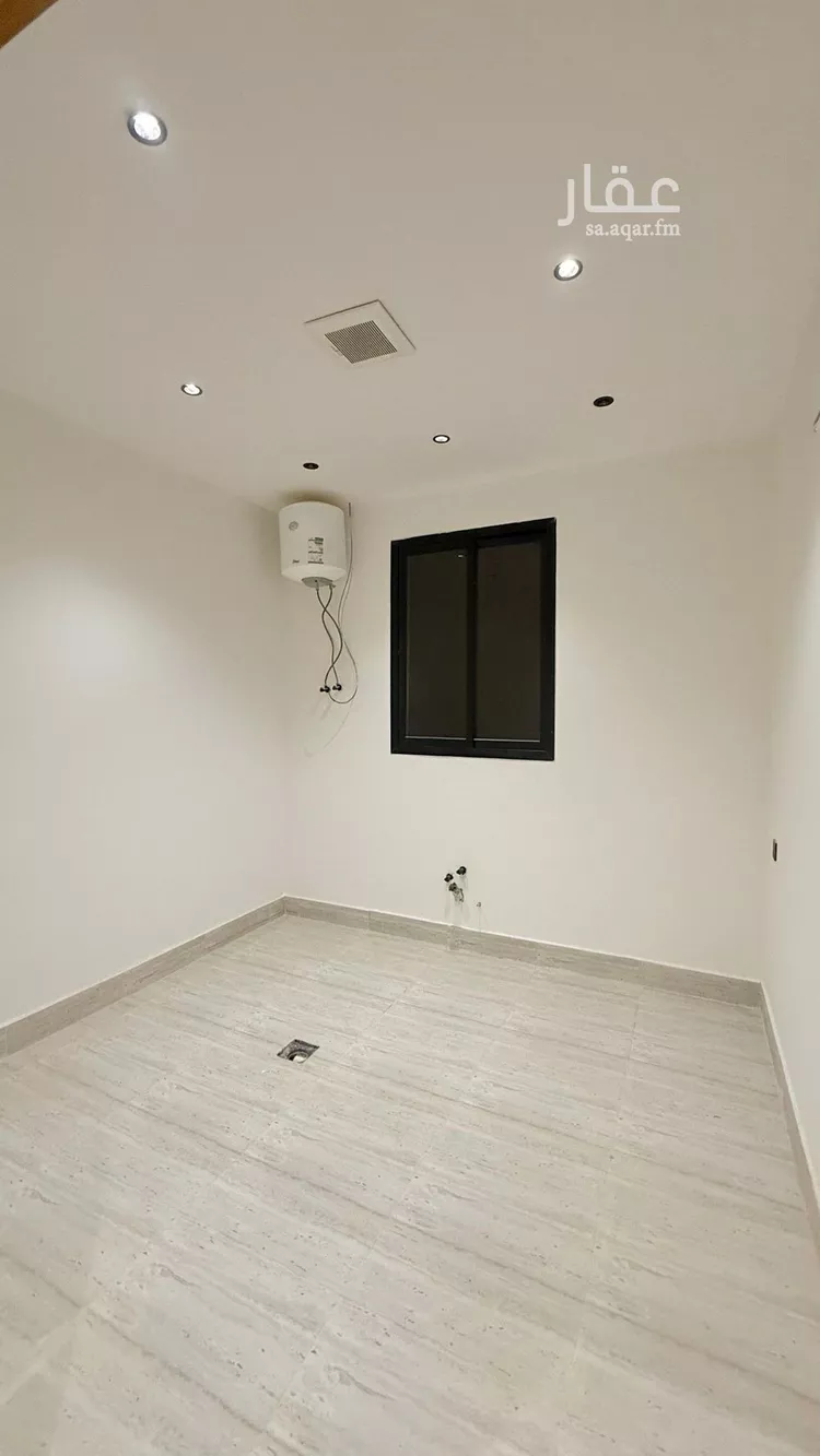 دور للبيع في شارع محمد حسين هيكل, حي طويق, مدينة الرياض, منطقة الرياض صورة 3