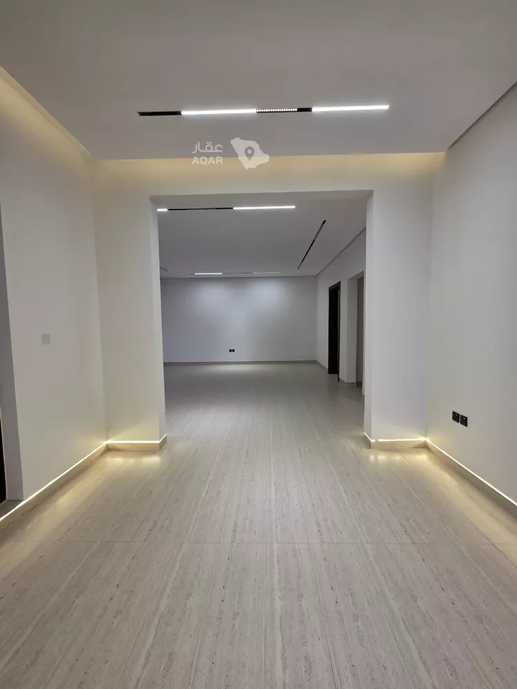 فيلا للبيع في شارع عبيدالله بن سهيل الأنصاري, حي العوالي, مدينة الرياض, منطقة الرياض 15