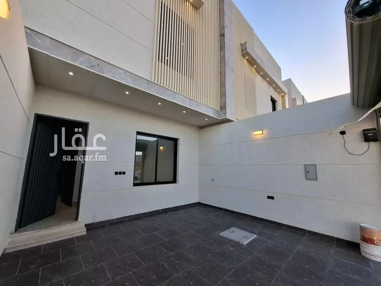 فيلا للبيع في شارع حسين الأبريقي, حي عكاظ, مدينة الرياض, منطقة الرياض صورة 4