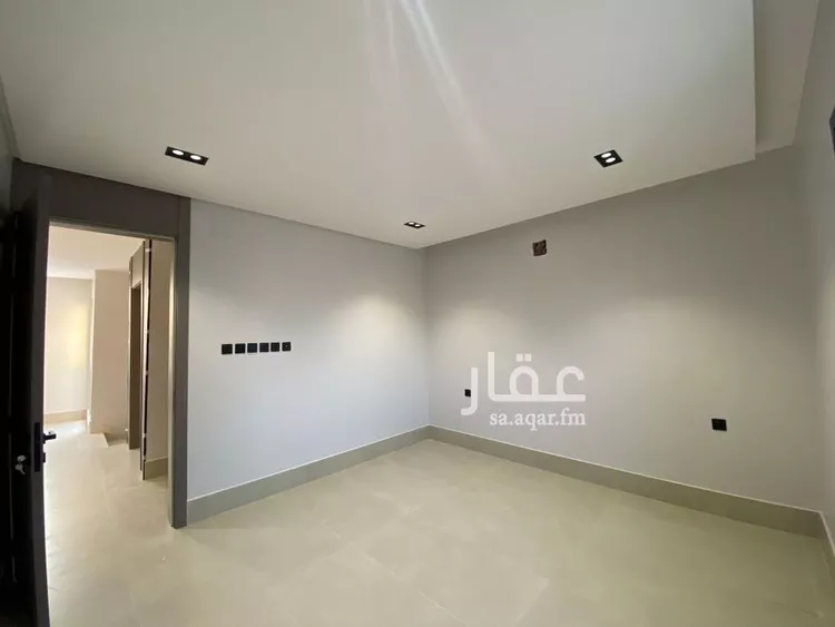 فيلا للبيع في شارع محمد السنوسي, حي العريجاء الغربي, مدينة الرياض, منطقة الرياض صورة 5