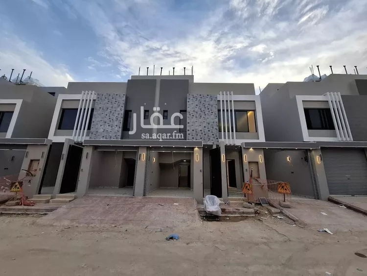 دور للبيع في شارع عبدالله بن أبي البركات, حي عكاظ, مدينة الرياض, منطقة الرياض