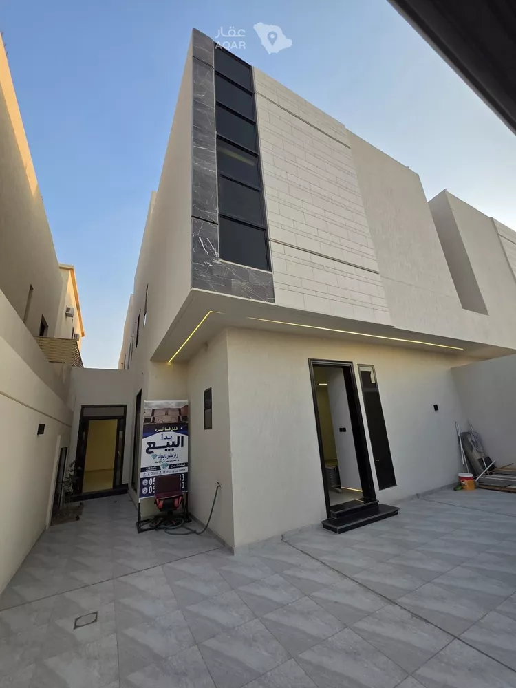 فيلا للبيع في شارع عبيدالله بن سهيل الأنصاري, حي العوالي, مدينة الرياض, منطقة الرياض صورة 4