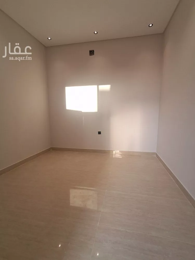 فيلا للبيع في شارع الحوير, حي طويق, مدينة الرياض, منطقة الرياض صورة 3