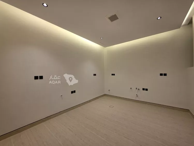 فيلا للبيع في شارع عبيدالله بن سهيل الأنصاري, حي العوالي, مدينة الرياض, منطقة الرياض 18