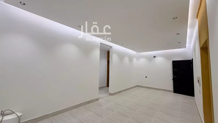 دور للبيع في شارع محمد حسين هيكل, حي طويق, مدينة الرياض, منطقة الرياض صورة 4